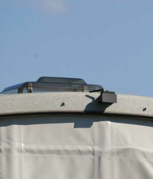 Rückfahrkamera & Dachlucke für optimale Luftzirkulation
